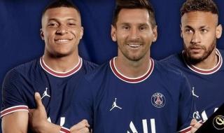 梅西内马尔赛后拥抱